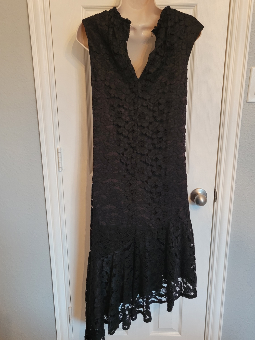 Trina Turk Black Asymmetrical Lace Dress - Picture 5 of 7